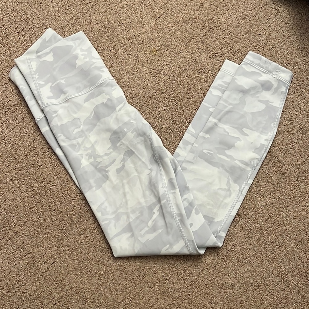White Camo Wunder Train Lululemon Leggings